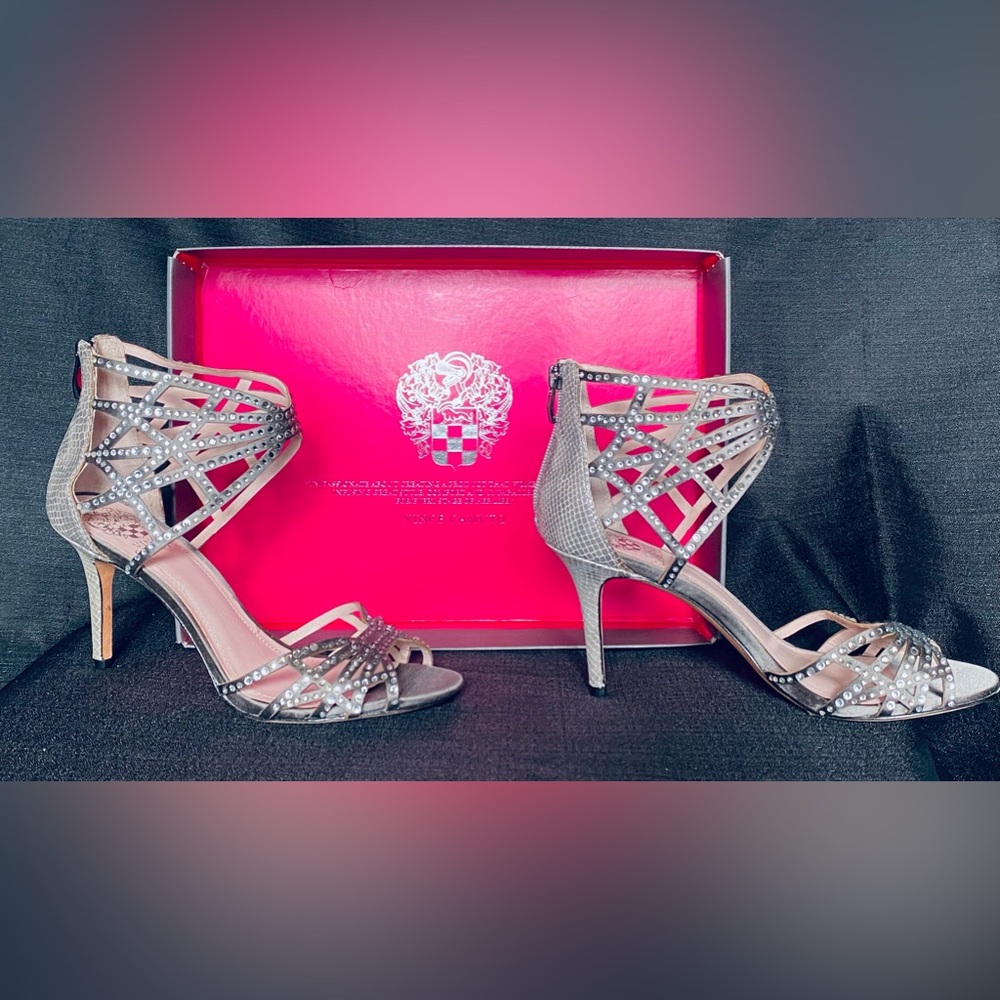 Vince Camuto NIB Vero Cuoio Open Toe Formal Dress Glitter Grey Heels Size 8M